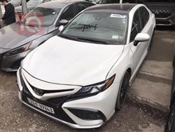 تۆیۆتا کامری